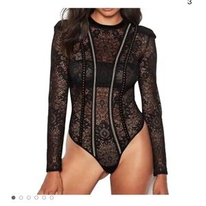 VICTORIAS SECRET ⭐️ sheer lace bodysuit